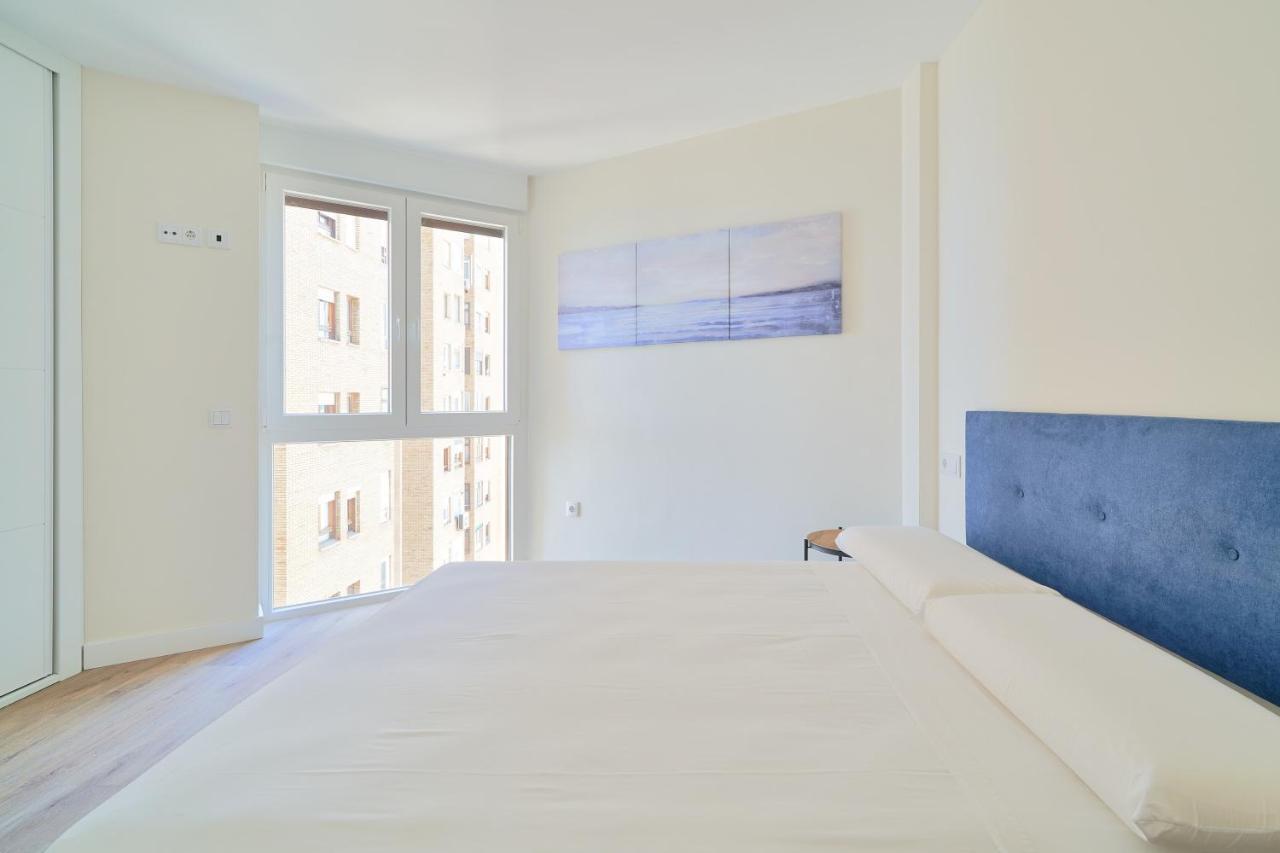 Impresionante Apartamento En Playa De La Malagueta Malaga Luaran gambar