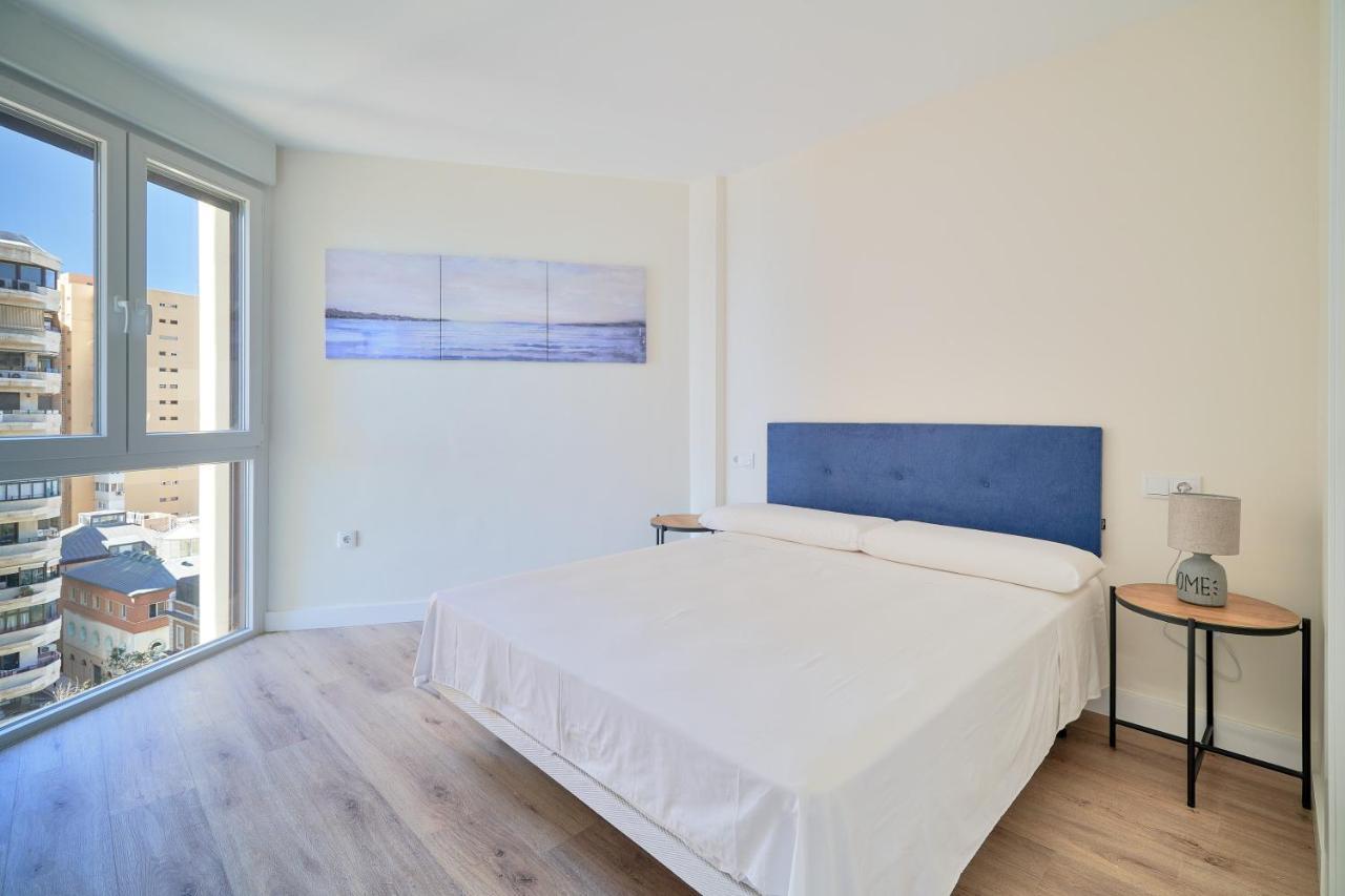 Impresionante Apartamento En Playa De La Malagueta Malaga Luaran gambar
